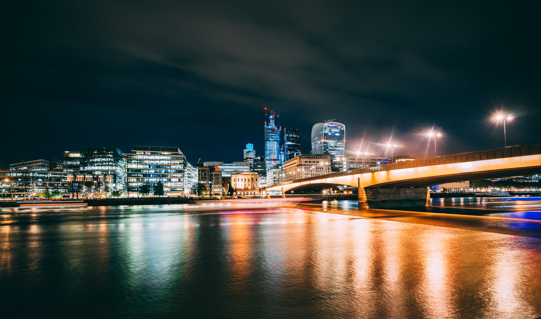 an image of a beautiful view of the city at night