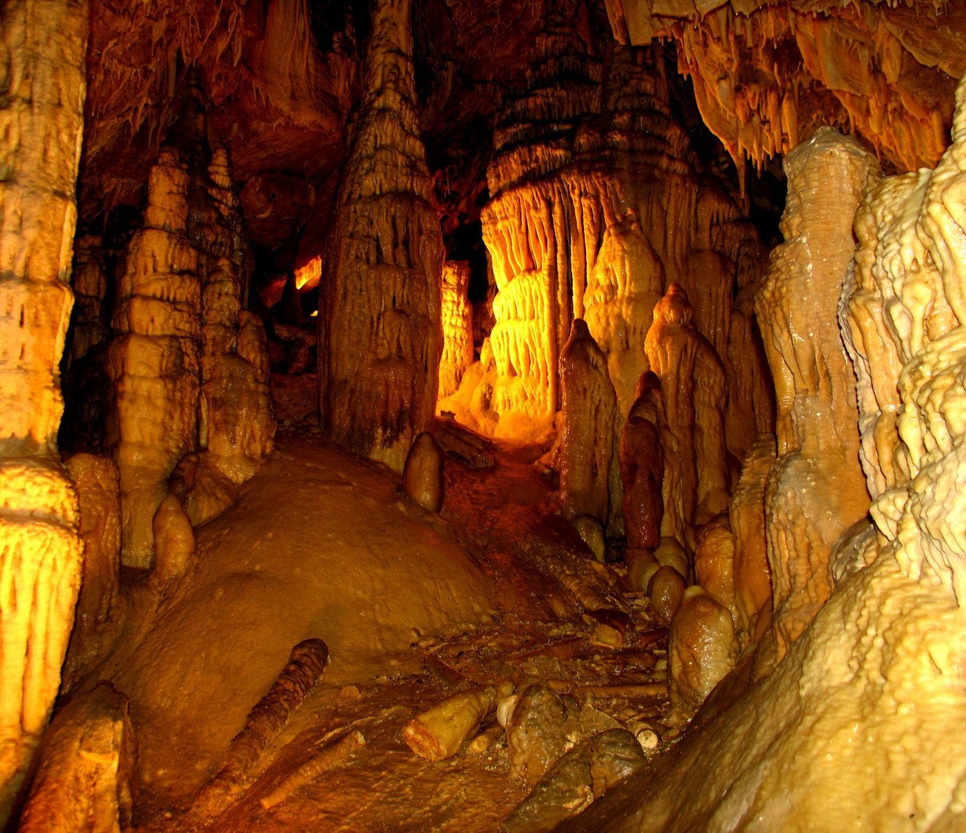 a cave with large columns of rock formation