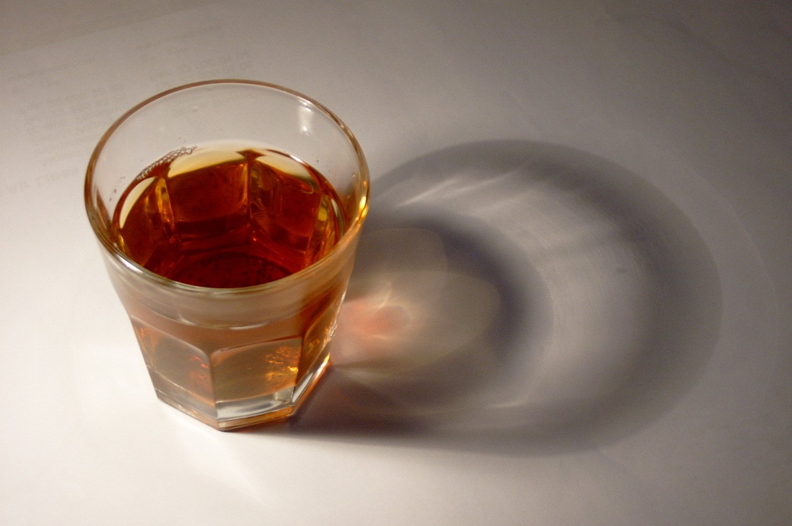 a cup of tea is being shaped into a circular