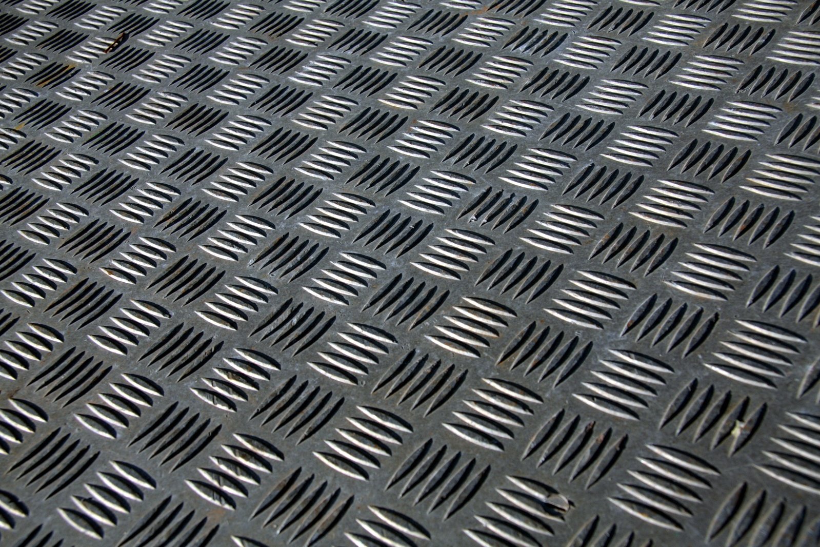 the pattern of an iron sheet on the ground