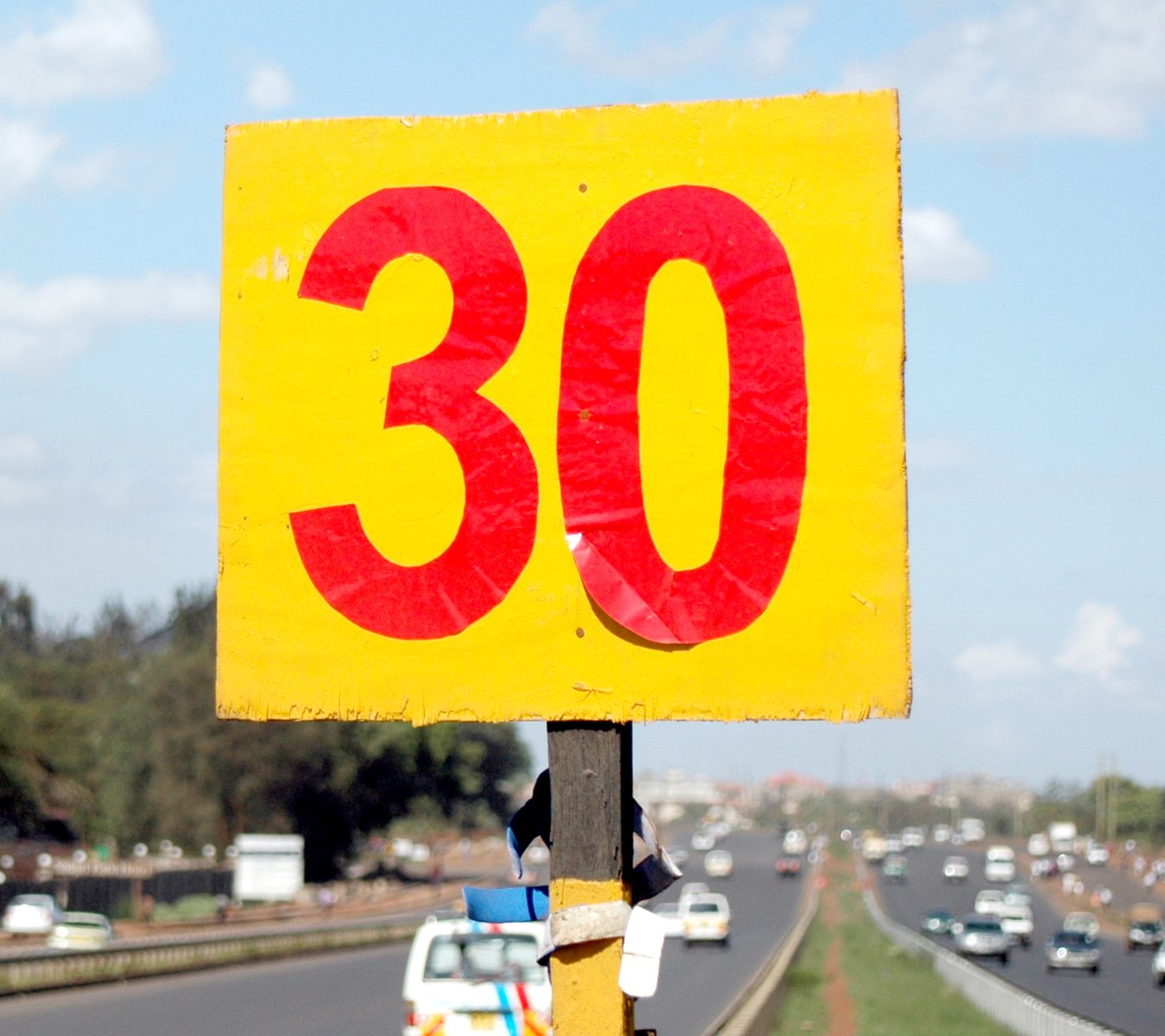 there is a sign saying the speed limit 30