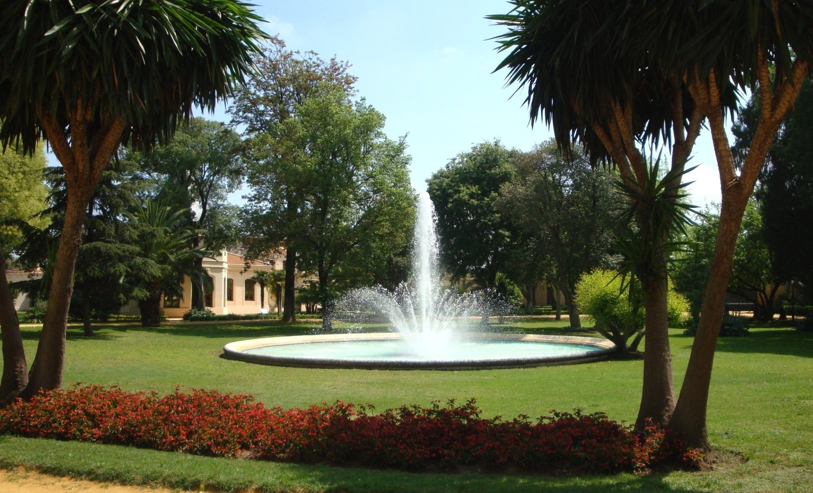 the fountain features three sprays of water