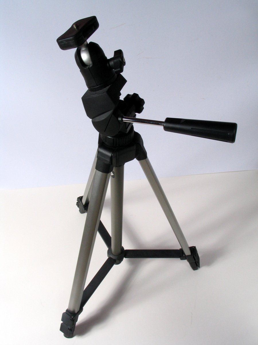 a tripod is designed to work as an eyepiece