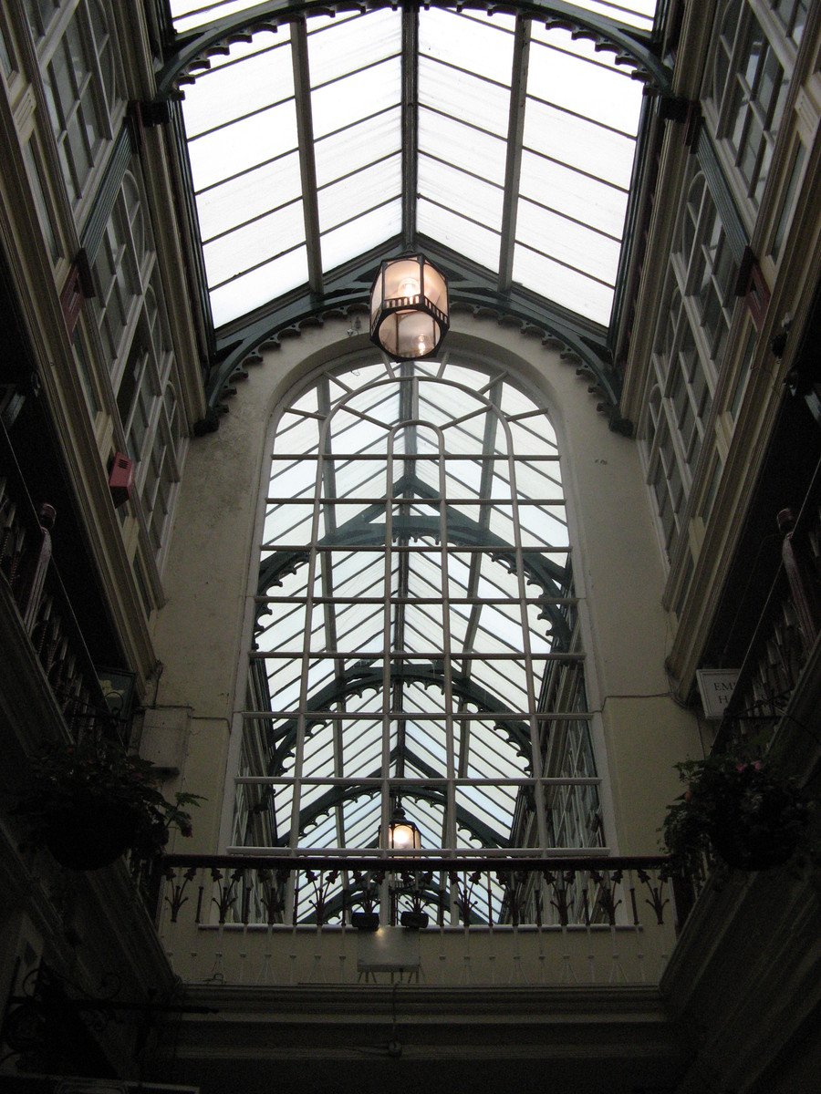 an image of a large roof over a building