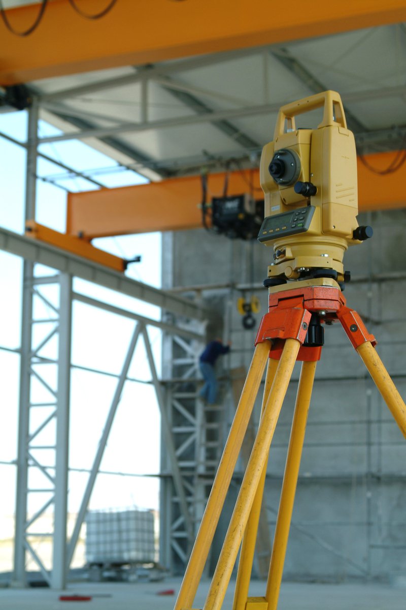 a camera set up to take pictures in a construction area