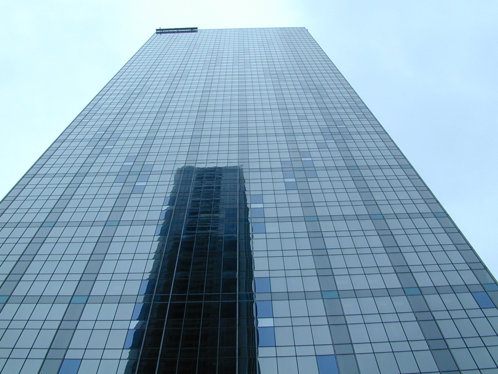 the top of a building, showing it's windows