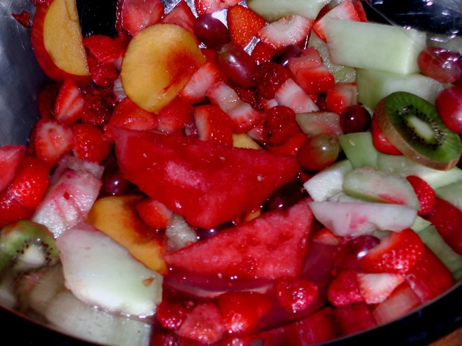 an image of fruits mixed with vegetables to prepare it