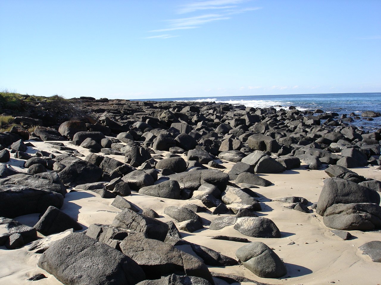 the rocks are very large and have very little growth