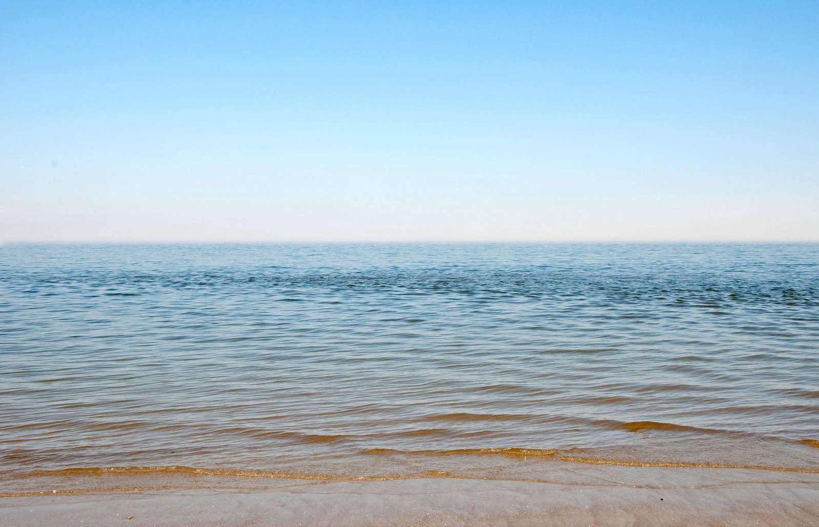 view of the ocean with no water on it