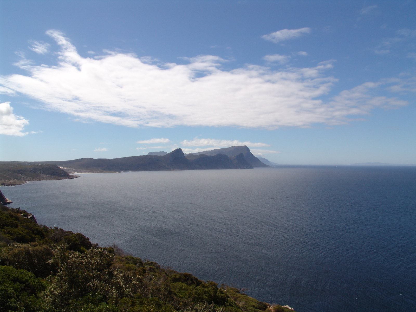 the mountains sit on top of an ocean