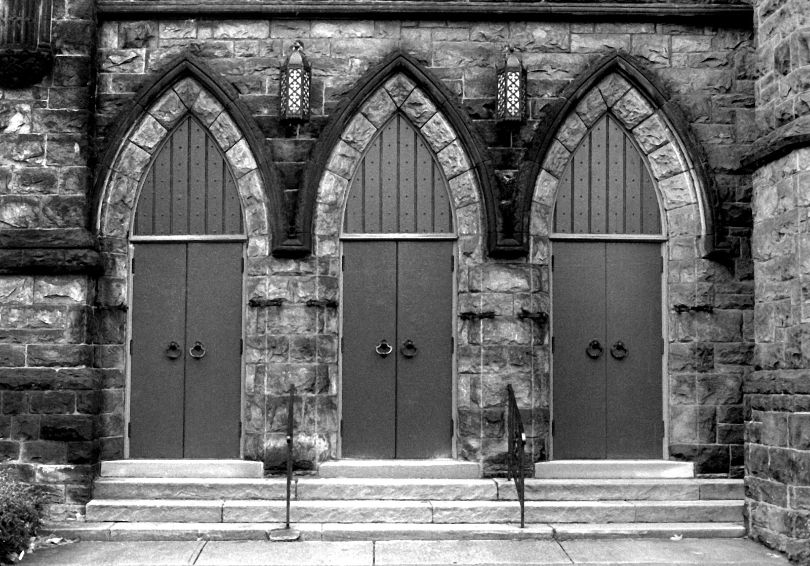 the two arched doors are located in the old building