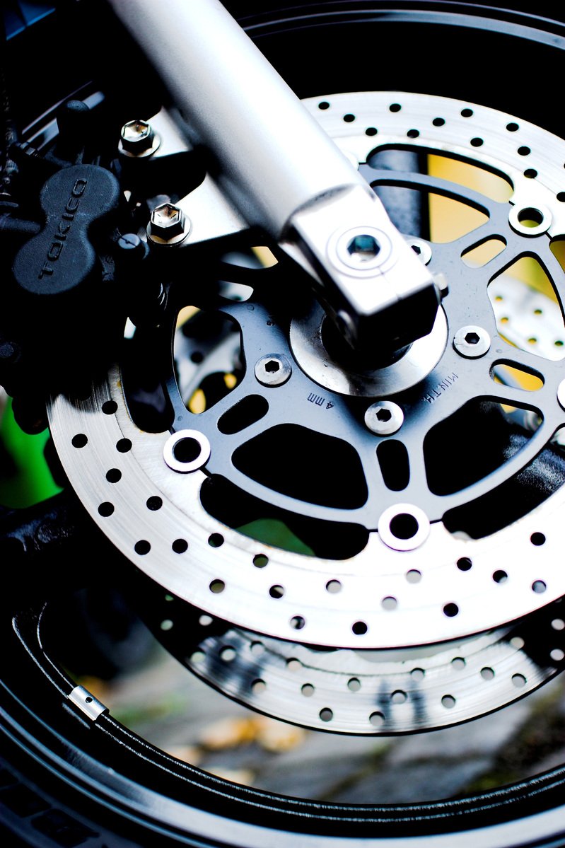 an image of a disc in a motor cycle