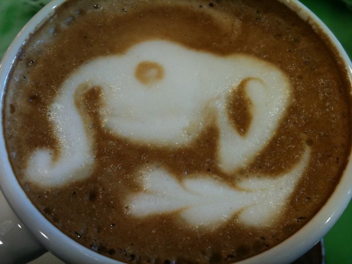 the coffee art is made into an elephant head