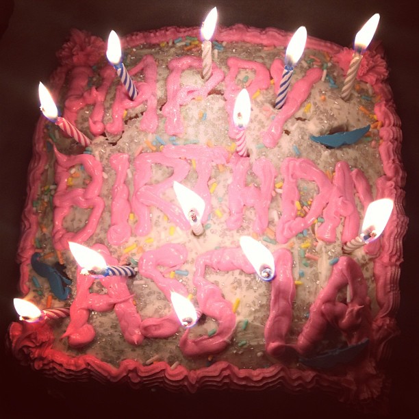 this cake looks like it had a birthday cake in the middle of it