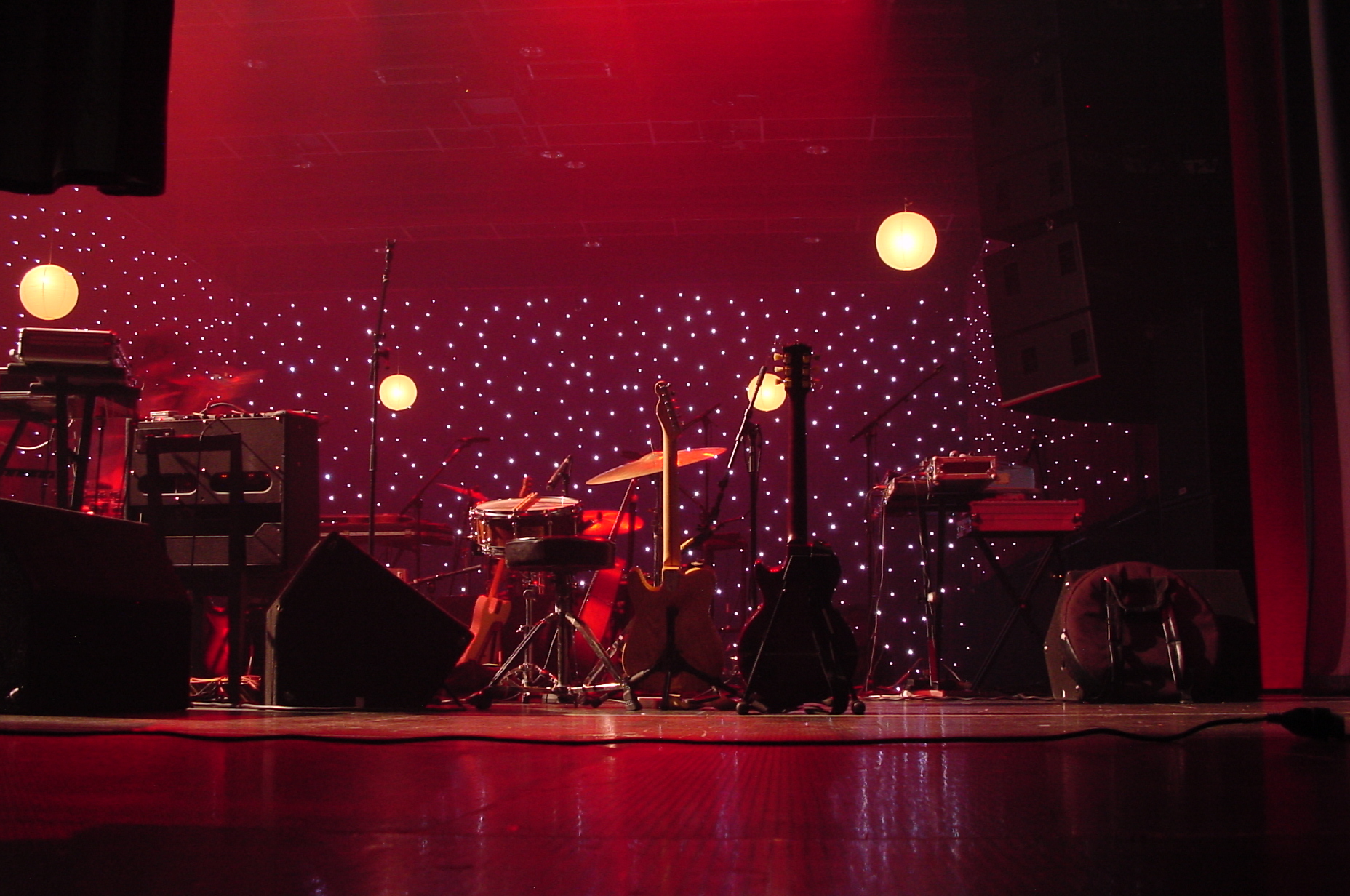 a room that has been lit up with red lighting