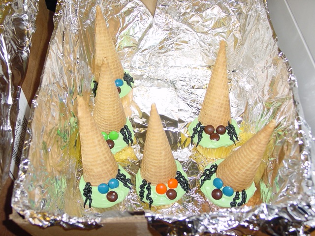 there are many cones on a sheet of foil