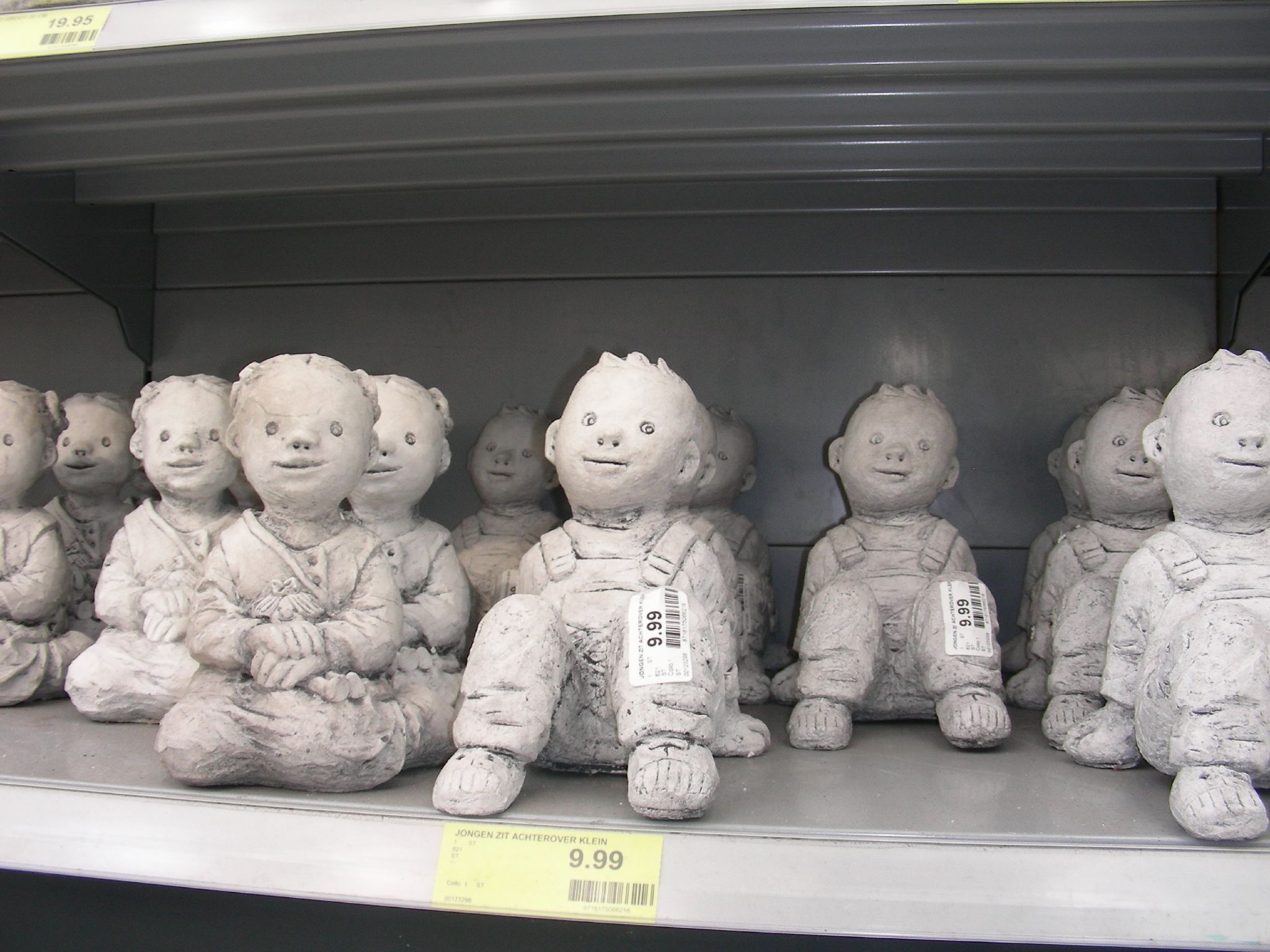 this is a display of vintage stuffed teddy bears