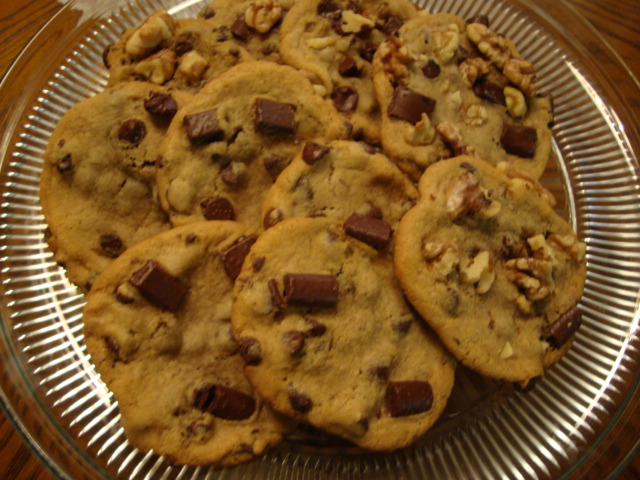 a plate full of cookies on a table