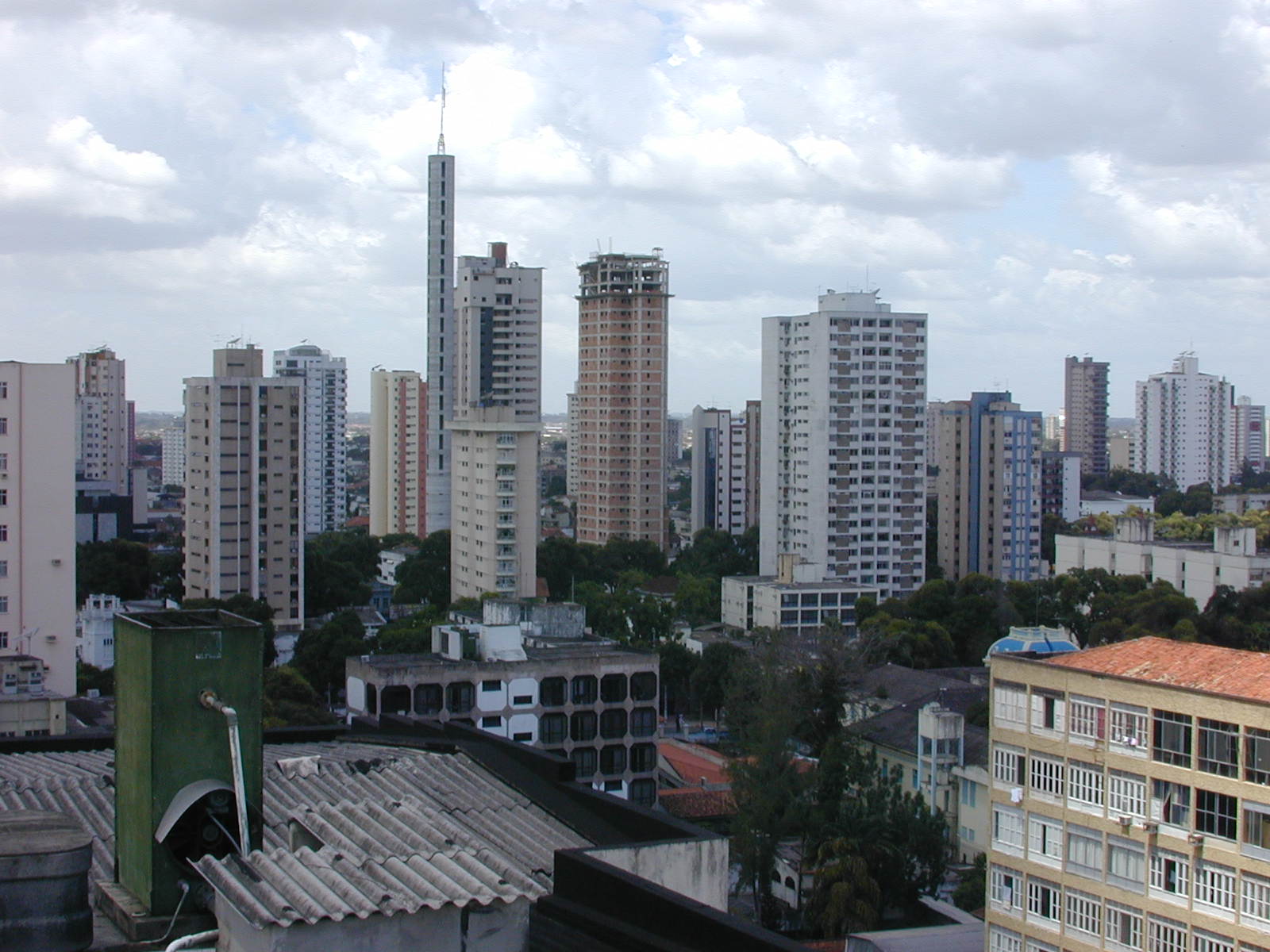the city has many tall buildings near by