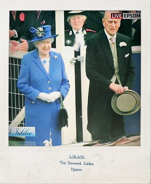 a po of the queen mother on a newspaper