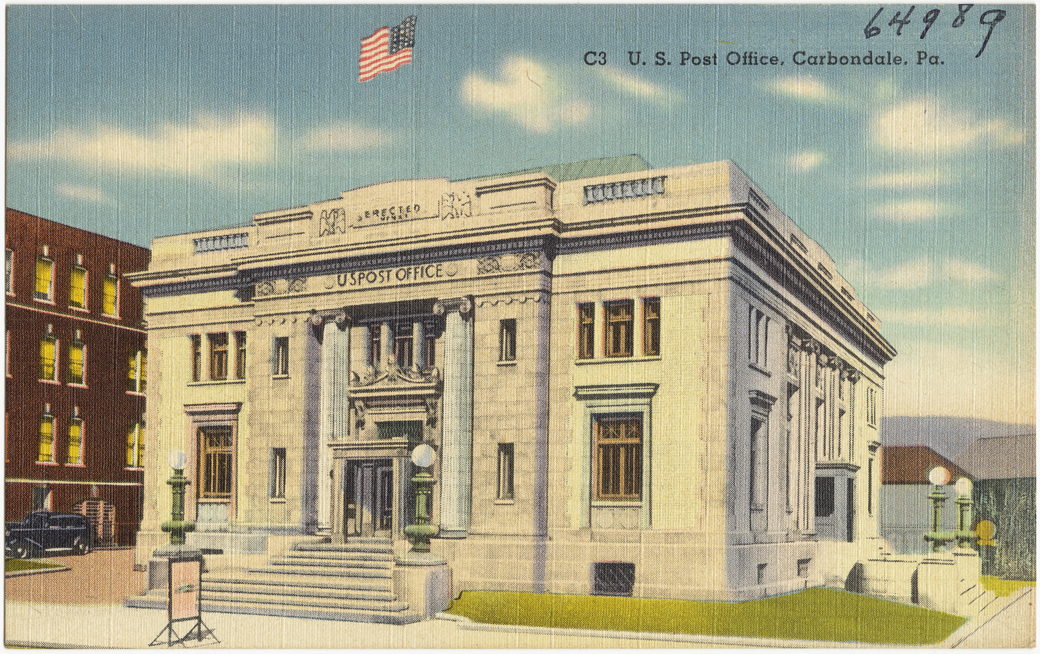 vintage postcard of a building in the usa