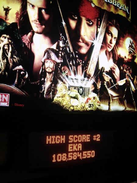 the computer screen for pirates of the midway
