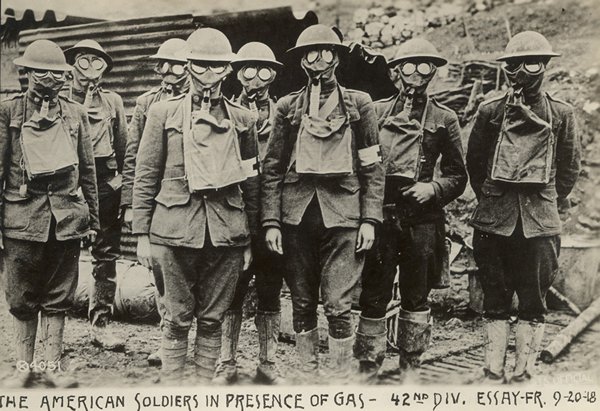 the american soldiers in presence of giraffe's, 1879 - 1920