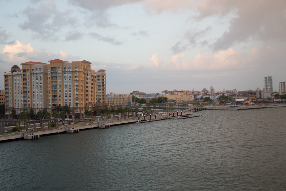 a body of water that is next to a big city