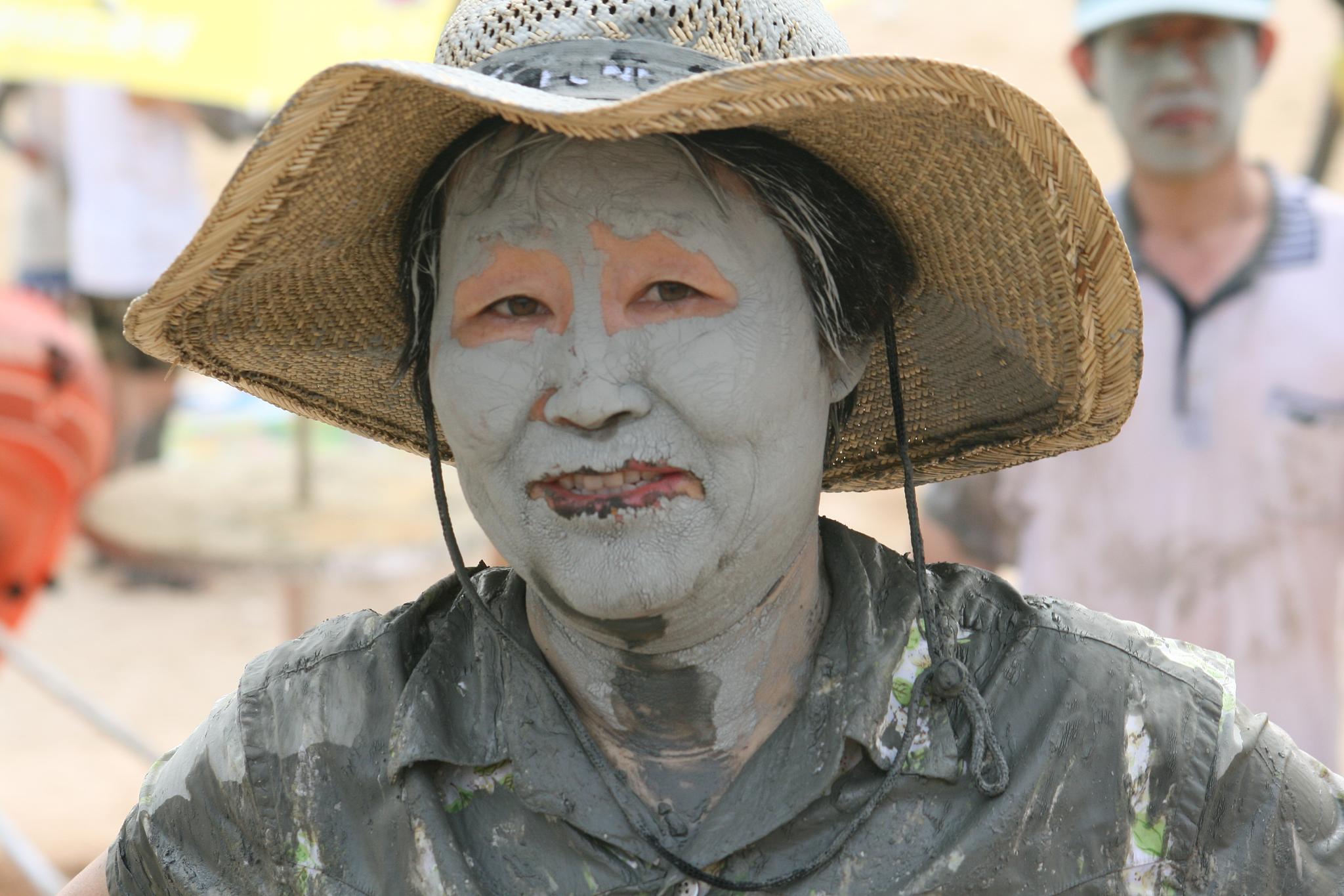 a person that has a hat on their head