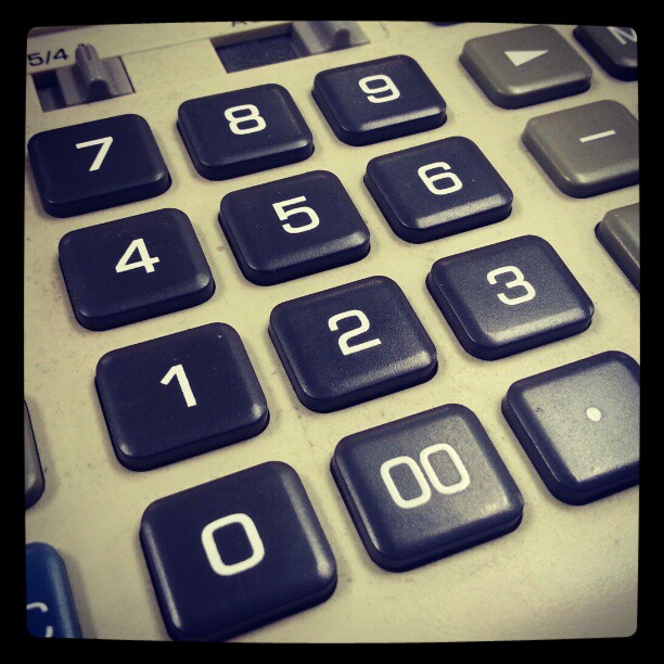 a close up po of a calculator