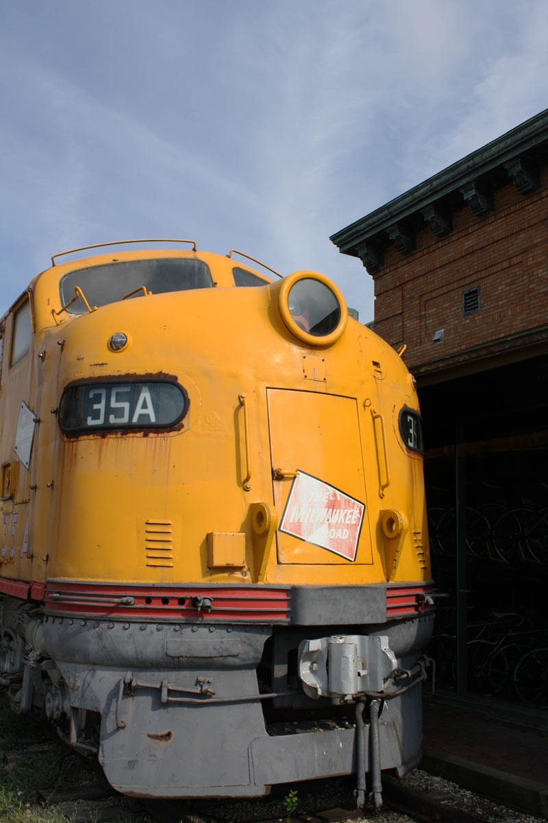 an abandoned train is sitting on the tracks