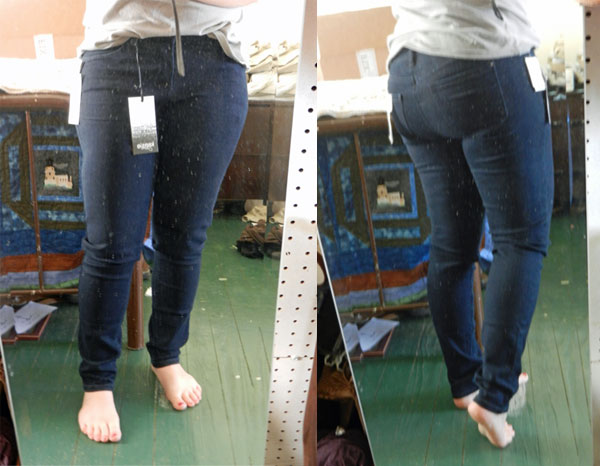 two pictures of a girl in jeans and sandals