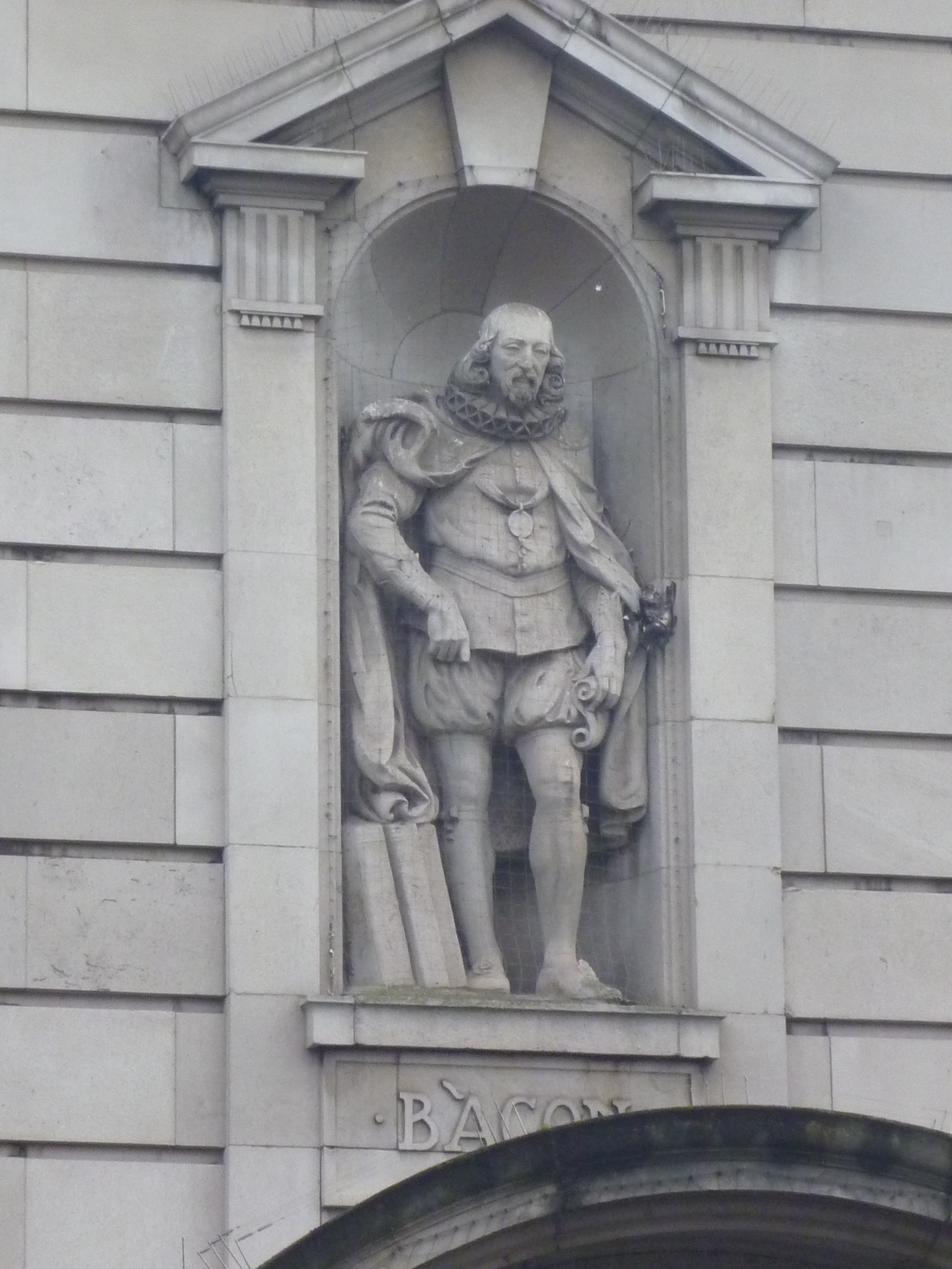 an image of statue of henry bacon in the form of a man holding a sword