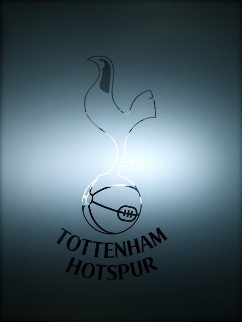 a po of the tottenham logo