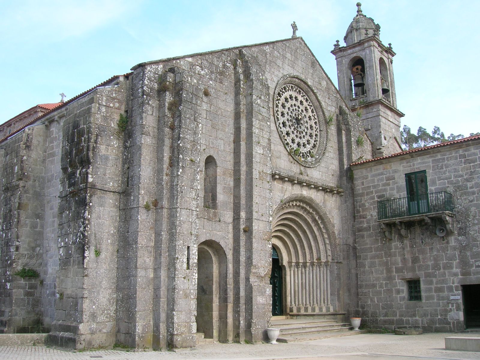 a old church is shown with an artistic design on the front