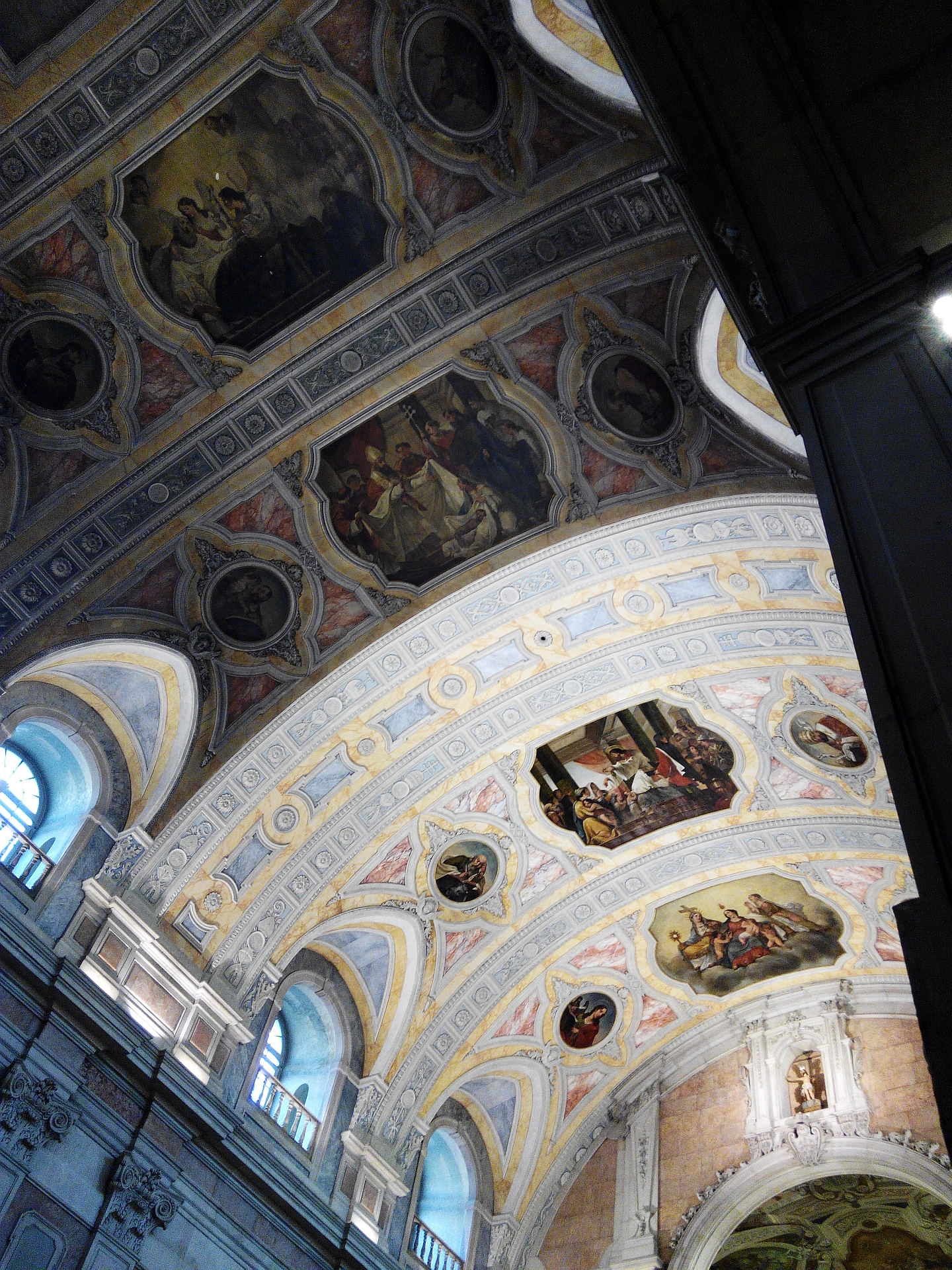 the dome of a church has several paintings on it