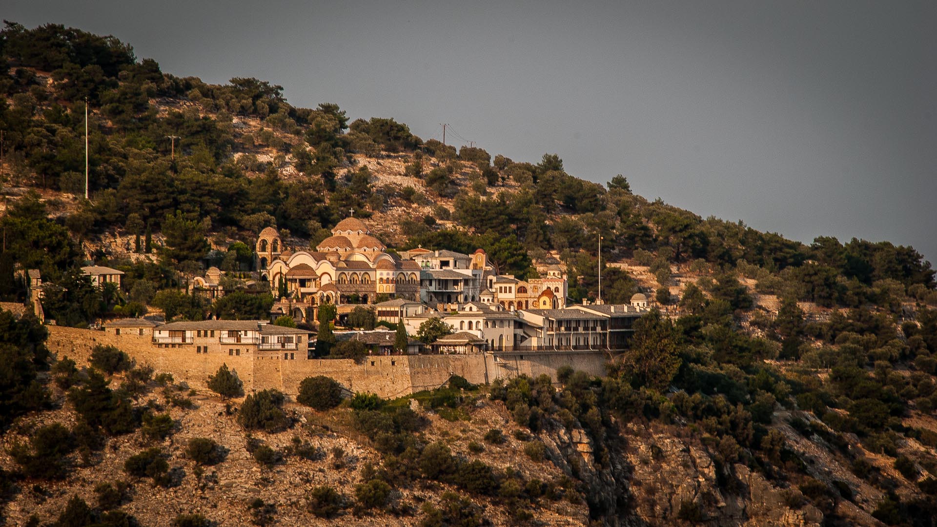 an image of a cliff side home