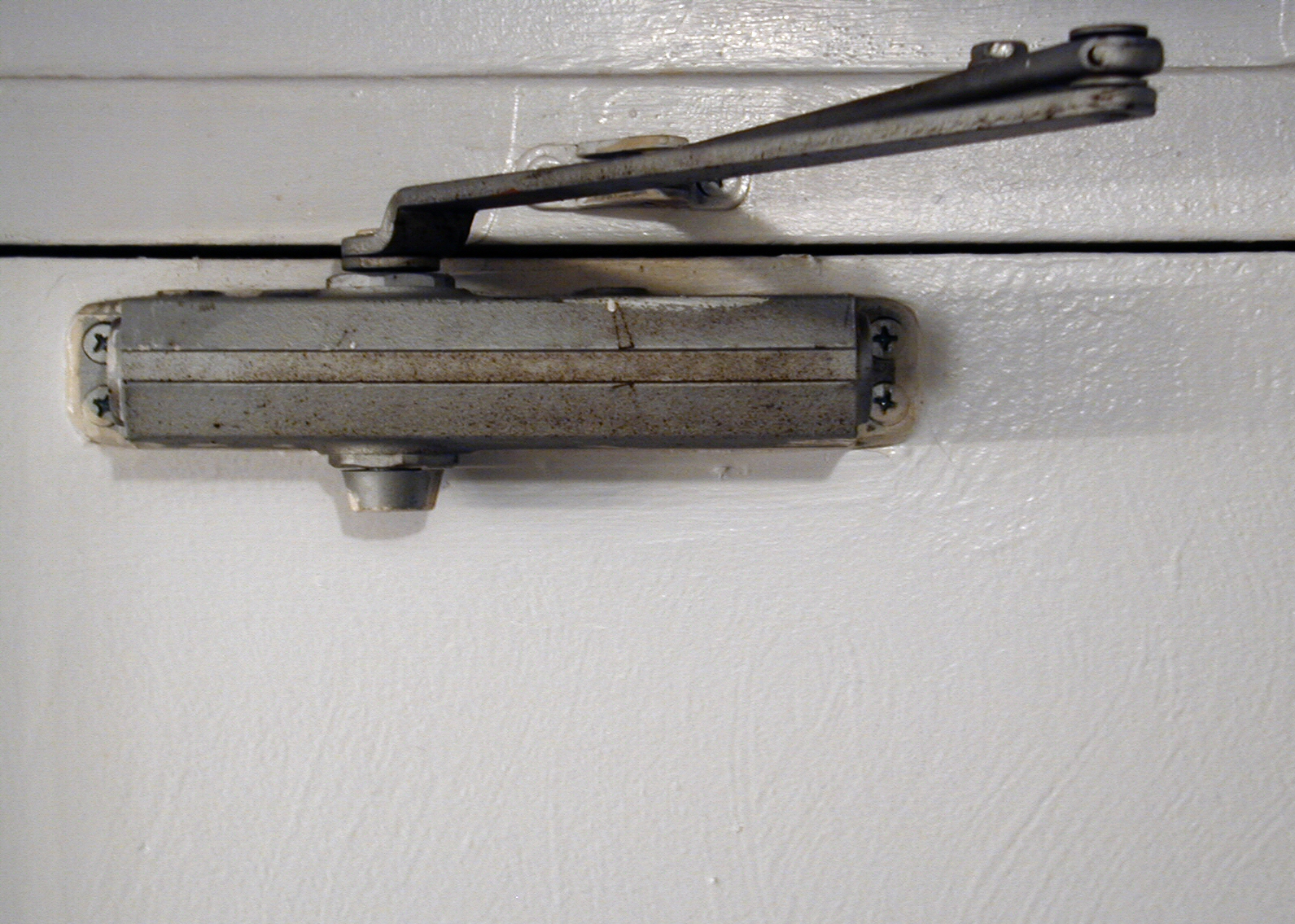 a closeup image of a small door opener