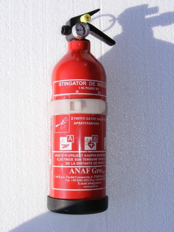 the fire extinguisher has had no fire extinguishers applied