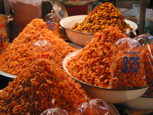 a variety of rice that is on display at the market