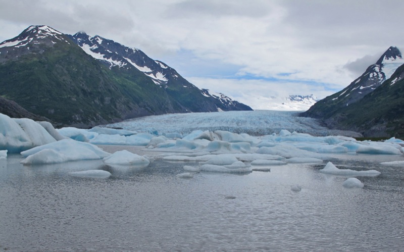 a glacier melting off the ice is shown