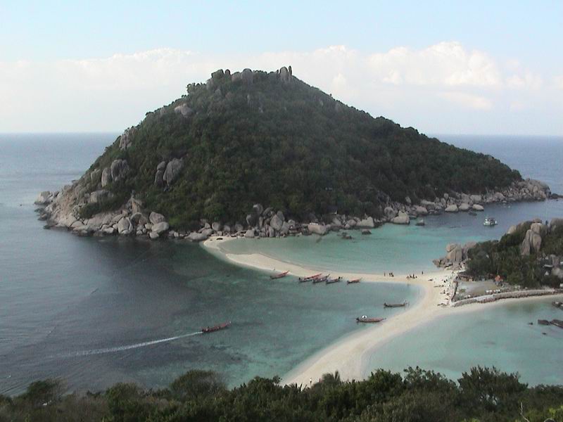 a large island surrounded by the ocean