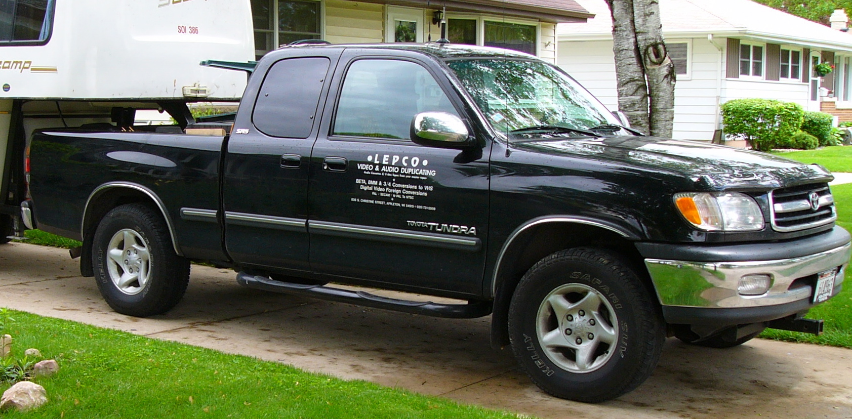 an image of a truck hauling a trailer