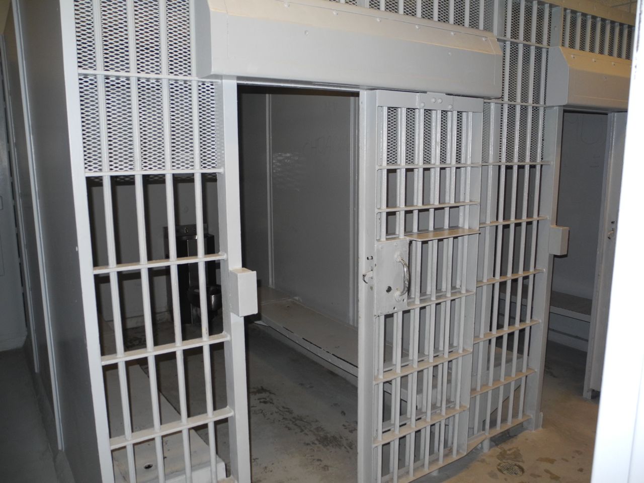 the doors are closed on both sides of the cell