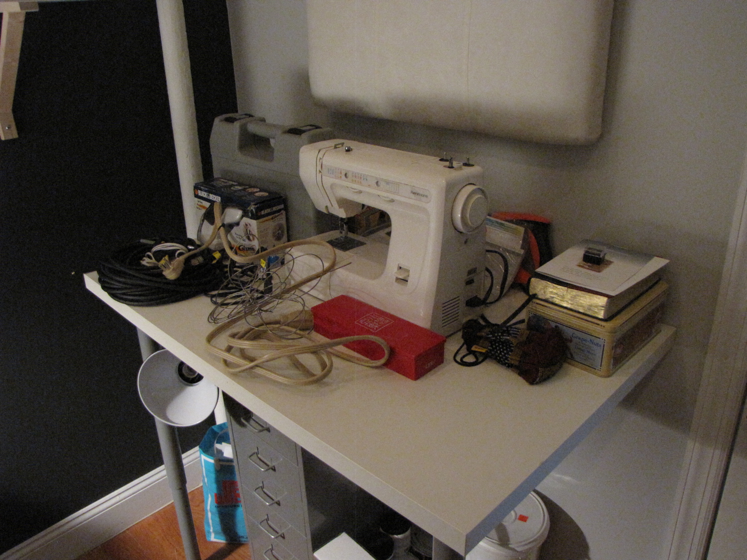 a sewing machine that is sitting on a table