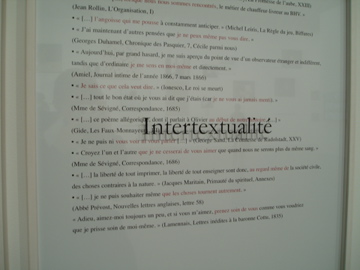 the back of a poster with text in french