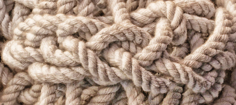 a closeup of a piece of white yarn