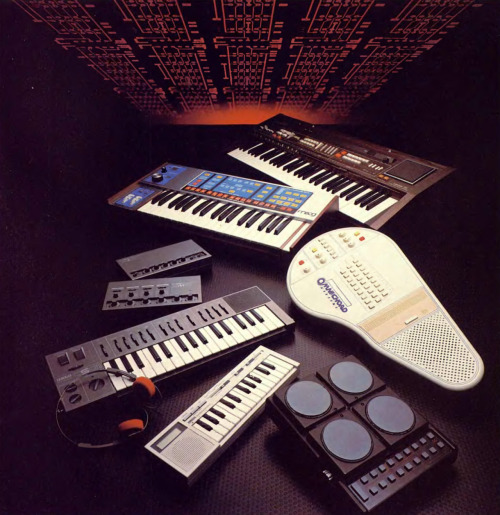 a group of electronic keyboards sitting next to each other