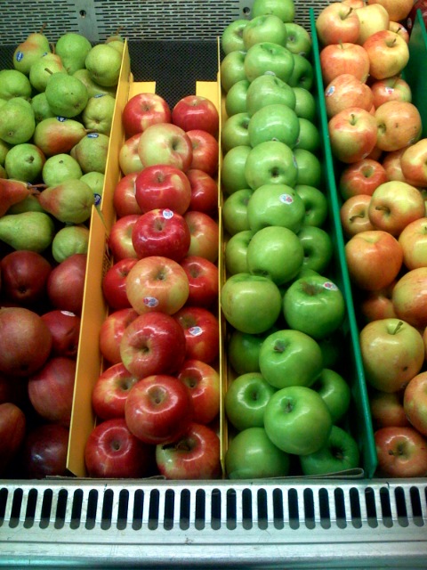 apples are grouped together and awaiting the purchase
