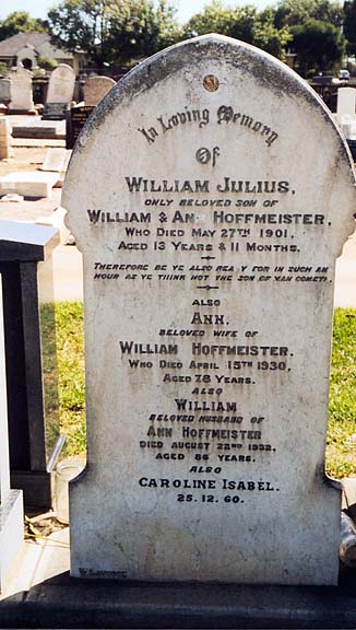 a headstone at the grave of william luther adams, an american inventor